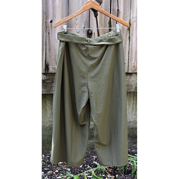 New w/Tags - Eileen Fisher Stretch Crepe Wide Leg Cropped Pants, Olive, XL - Picture 4 of 11